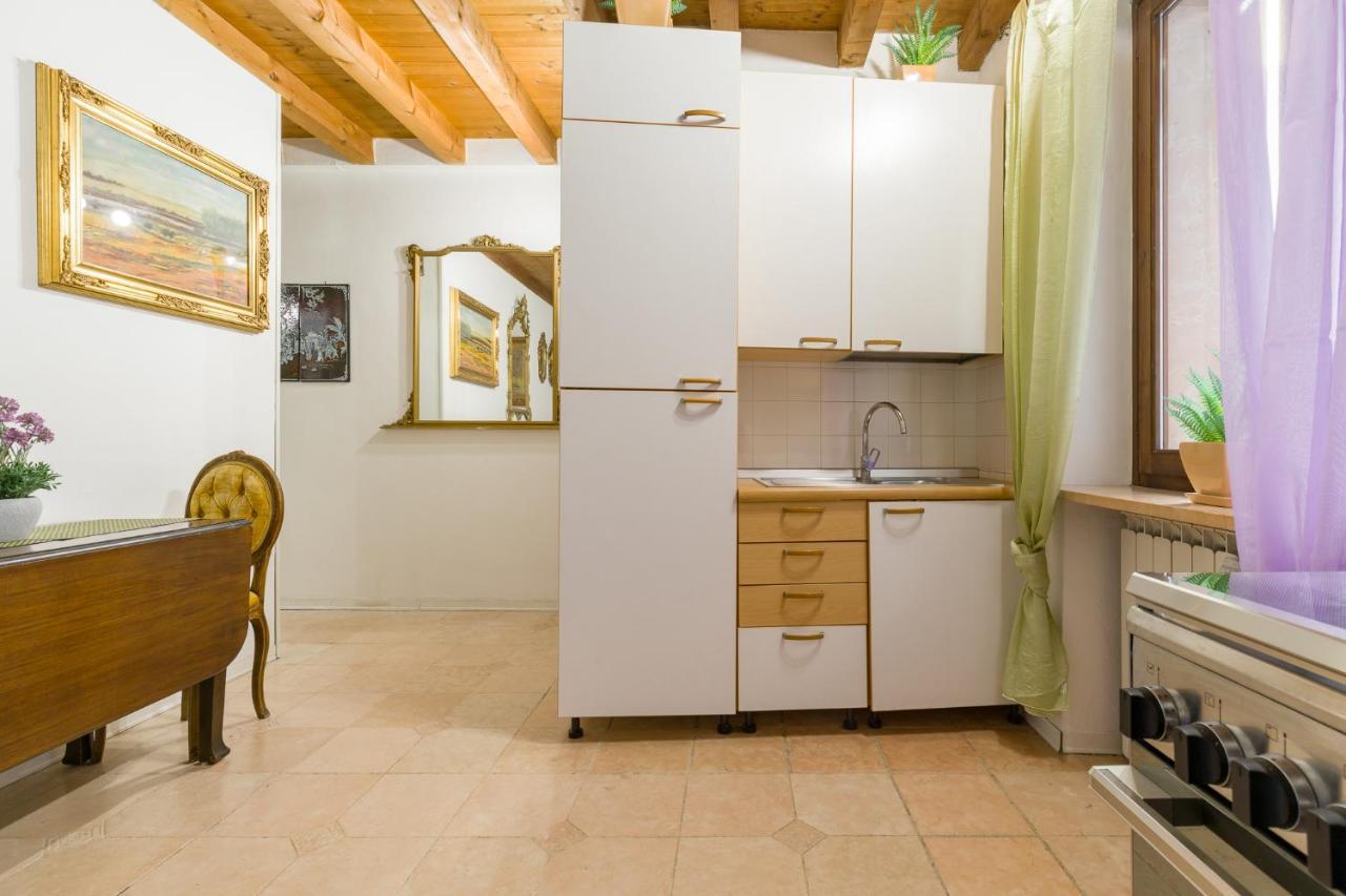 Apartmán Fairy Studio In Verona Exteriér fotografie